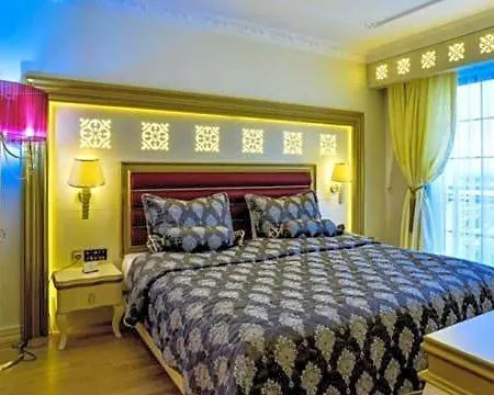 Altin & Hotel