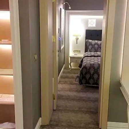Hotel Altin & 3*