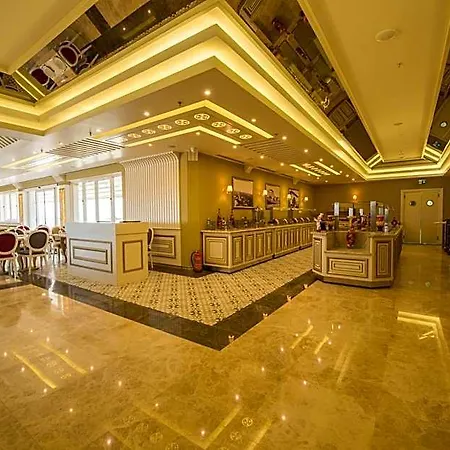 Hotel Altin & 3*