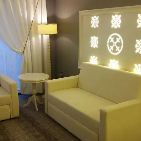 Altin & Hotel 3*
